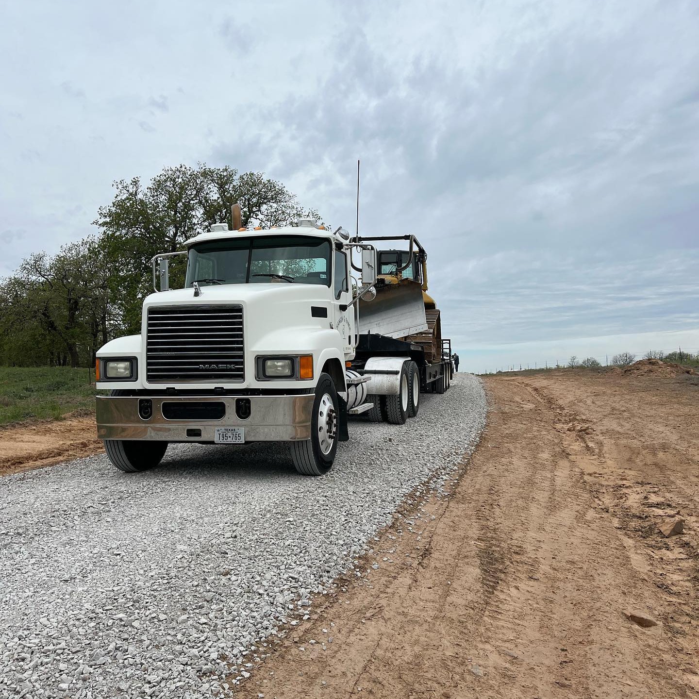 Excavator truck